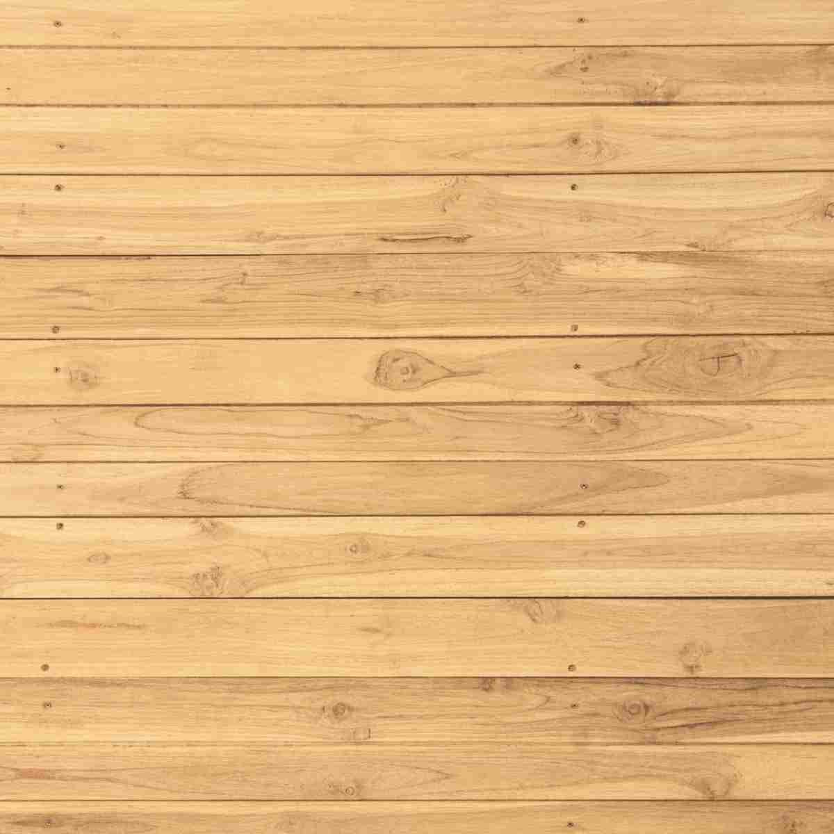 Entretenir un parquet en bois brut